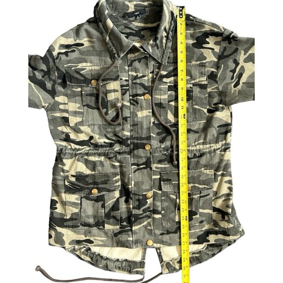 Vici Fate Camo Print Utility Denim Jacket Coat Size Small - Picture 8 of 12